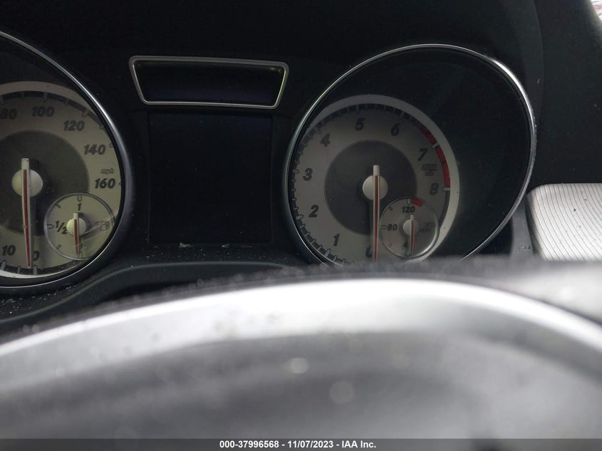 2015 MERCEDES-BENZ GLA 250 - WDCTG4GB8FJ071659