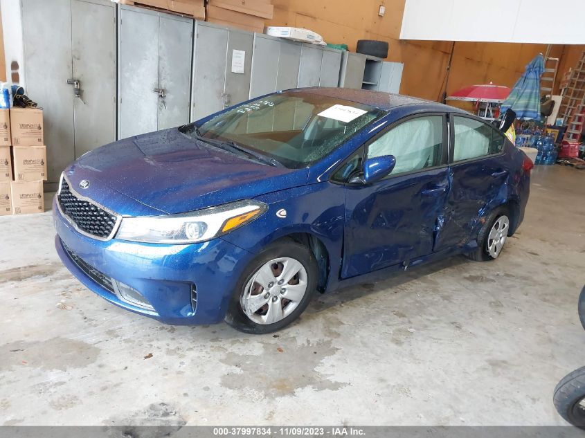 3KPFK4A7XJE258722 2018 Kia Forte Lx