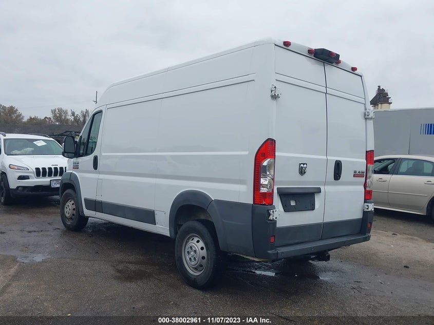 2018 Ram Promaster 2500 High Roof 136" Wb VIN: 3C6TRVCG5JE114164 Lot: 38002961