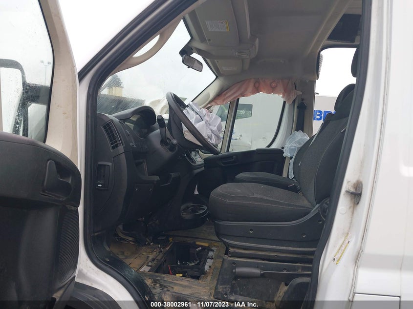 2018 Ram Promaster 2500 High Roof 136" Wb VIN: 3C6TRVCG5JE114164 Lot: 38002961