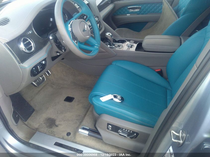 2022 Bentley Bentayga - SJAAM2ZV9NC011752
