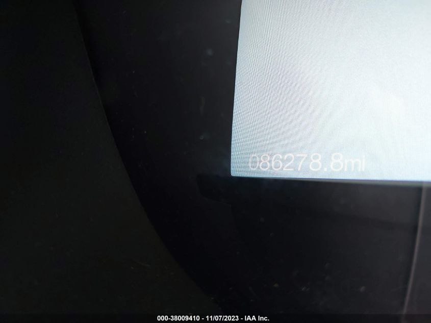 2017 Ford Edge Titanium VIN: 2FMPK4K91HBB97701 Lot: 38009410