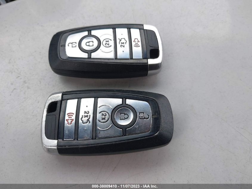 2017 Ford Edge Titanium VIN: 2FMPK4K91HBB97701 Lot: 38009410