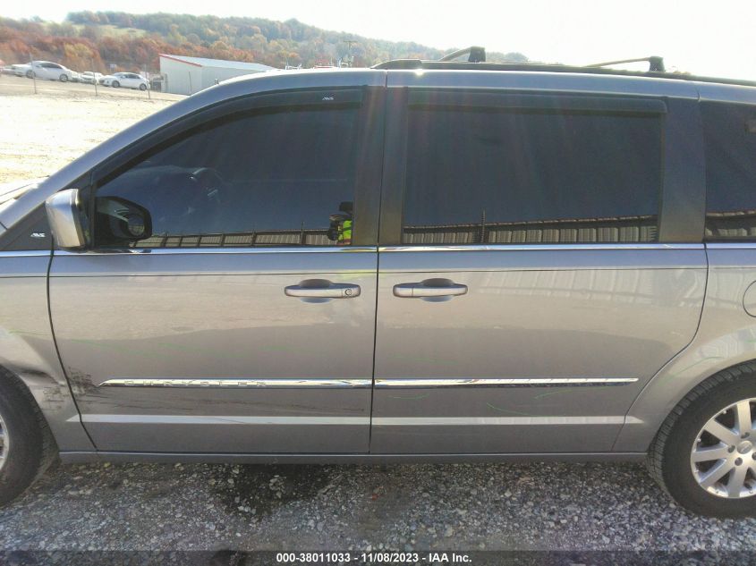 4S4BTACCXL3263039 2014 Chrysler Town & Country Touring