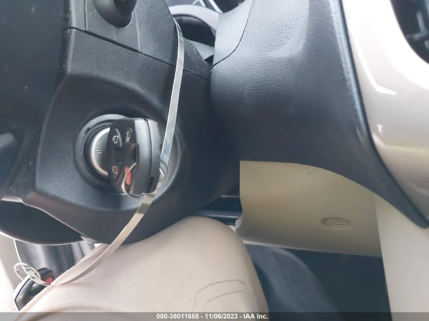 1FAHP3H26CL128919 2012 Ford Focus Sel