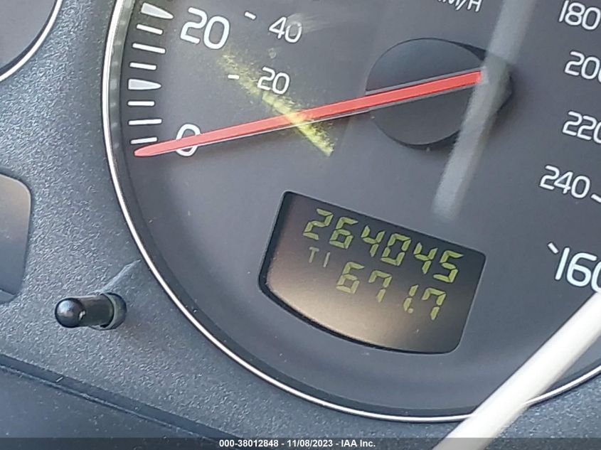 2005 Volvo Xc70 2.5T Awd VIN: YV1SZ592551192849 Lot: 38012848