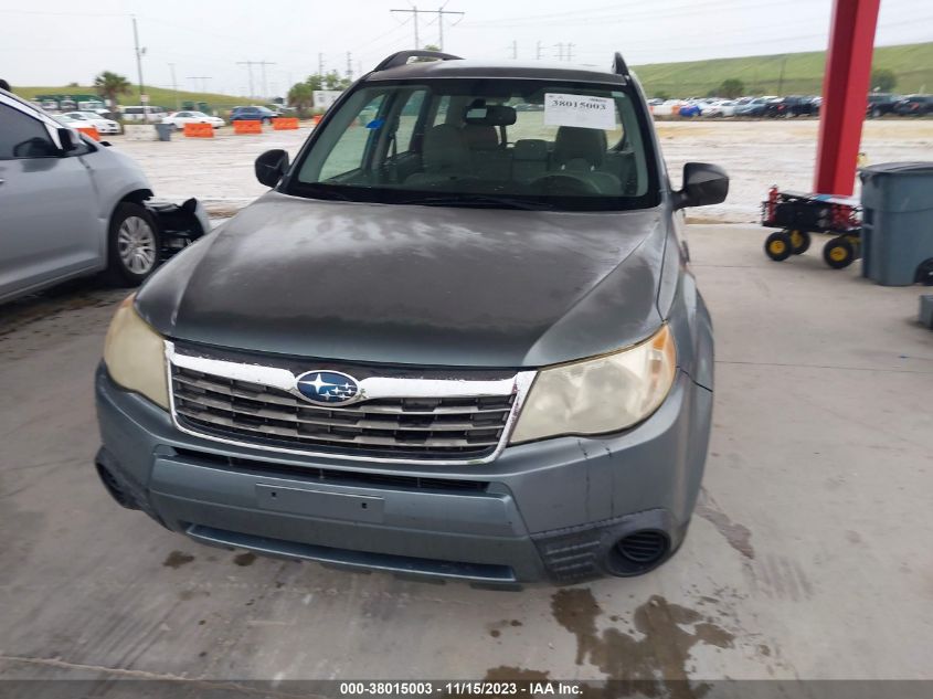 2010 Subaru Forester 2.5X VIN: JF2SH6BC6AH799847 Lot: 38015003