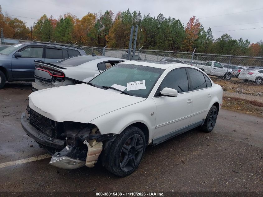 2002 Volkswagen Passat Glx VIN: WVWTH63B52P170807 Lot: 38015438