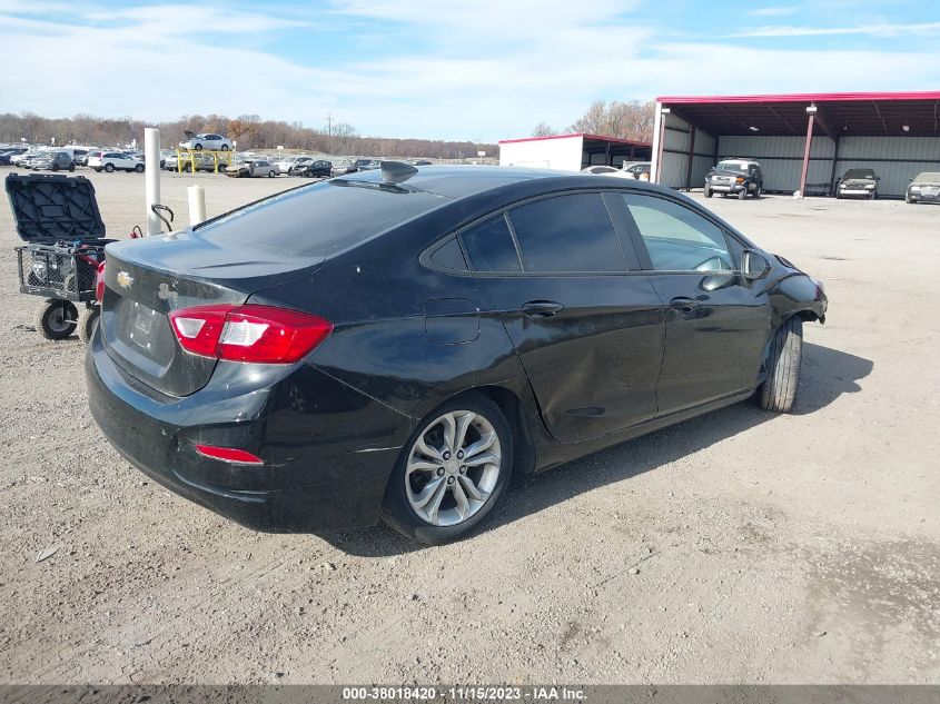 2019 Chevrolet Cruze Ls VIN: 1G1BC5SM4K7151004 Lot: 38018420