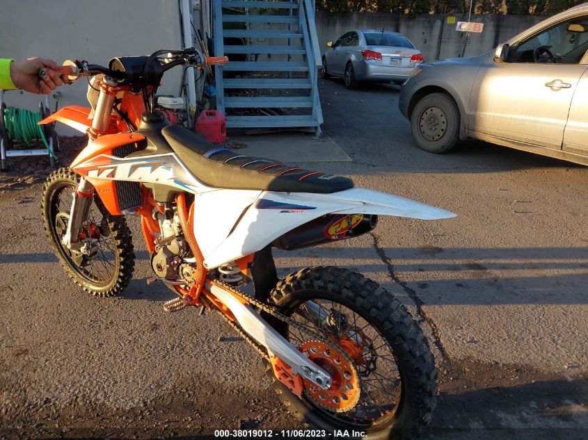 2022 Ktm 350 Sx-F VIN: VBKSXN437NM221373 Lot: 38019012