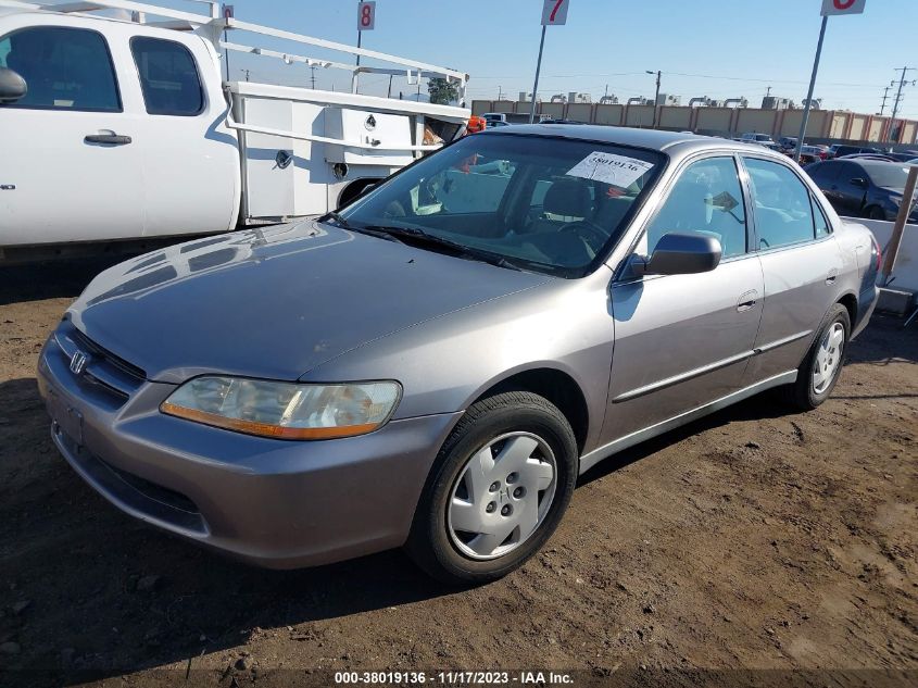 2000 Honda Accord 3.0 Lx VIN: 1HGCG1644YA092083 Lot: 38019136