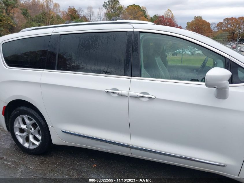 2017 Chrysler Pacifica Touring-L Plus VIN: 2C4RC1EG8HR511063 Lot: 38022555