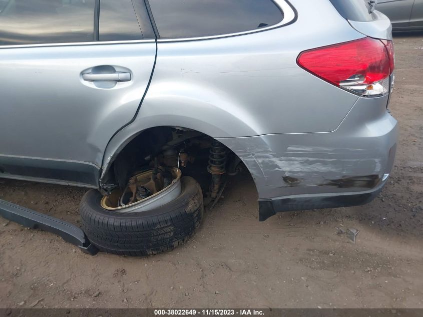 2014 Subaru Outback 2.5I Premium VIN: 4S4BRBCC8E3207172 Lot: 38022649