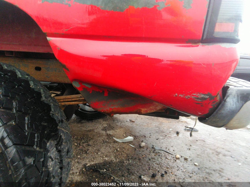 2002 Chevrolet Silverado 1500 VIN: 1GCEK14V82Z199583 Lot: 38023452