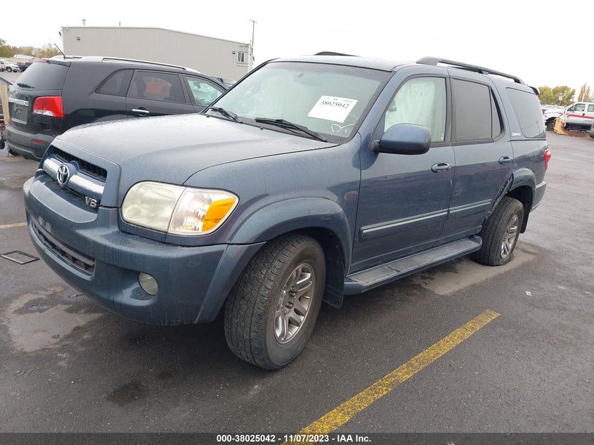 2005 Toyota Sequoia Limited V8 VIN: WA1EECF36L1078009 Lot: 38025042
