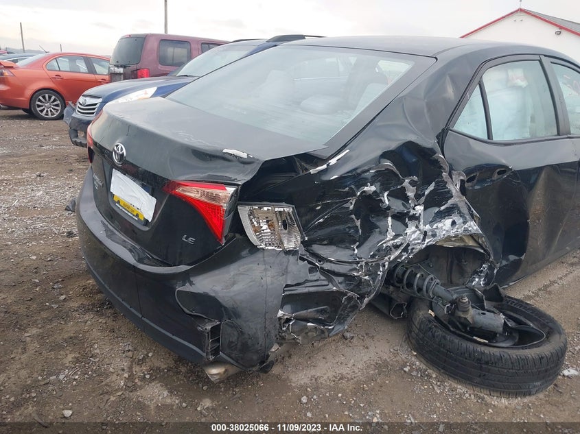 2T1BURHE3HC945124 2017 Toyota Corolla Le