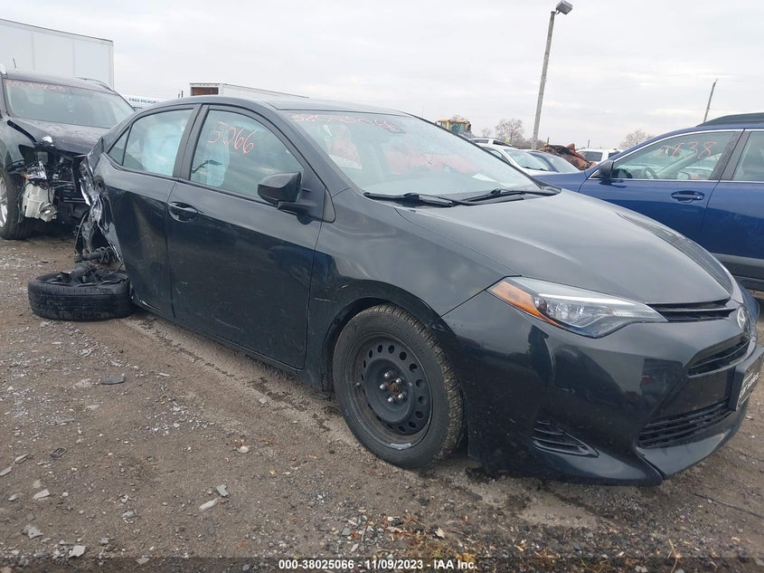 2T1BURHE3HC945124 2017 Toyota Corolla Le