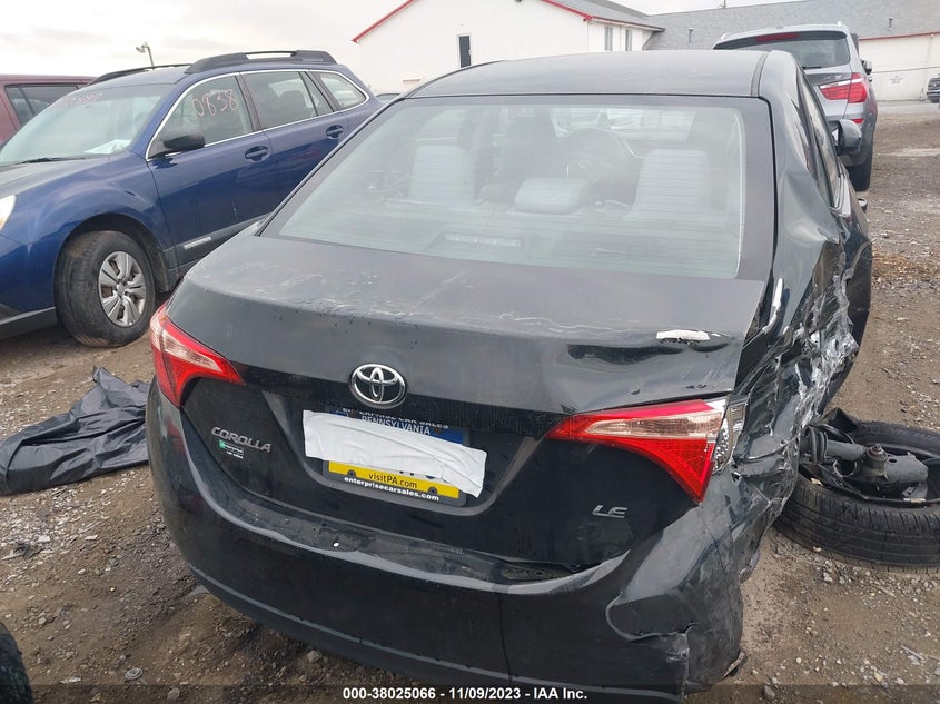 2T1BURHE3HC945124 2017 Toyota Corolla Le