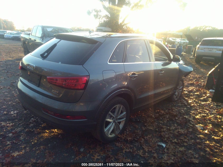 2017 Audi Q3 2.0T Premium VIN: WA1JCCFS6HR011284 Lot: 38025381