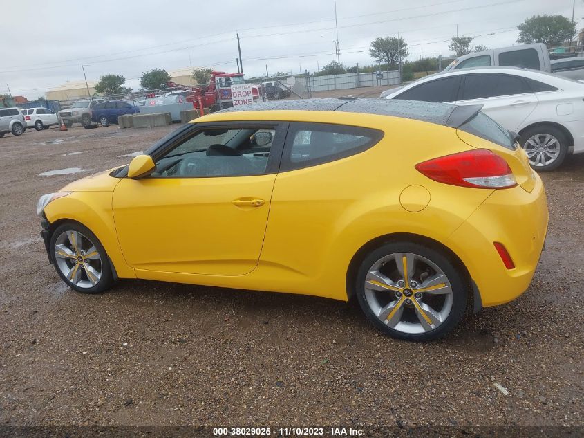 2013 Hyundai Veloster Base W/Black VIN: KMHTC6AD7DU142770 Lot: 38029025