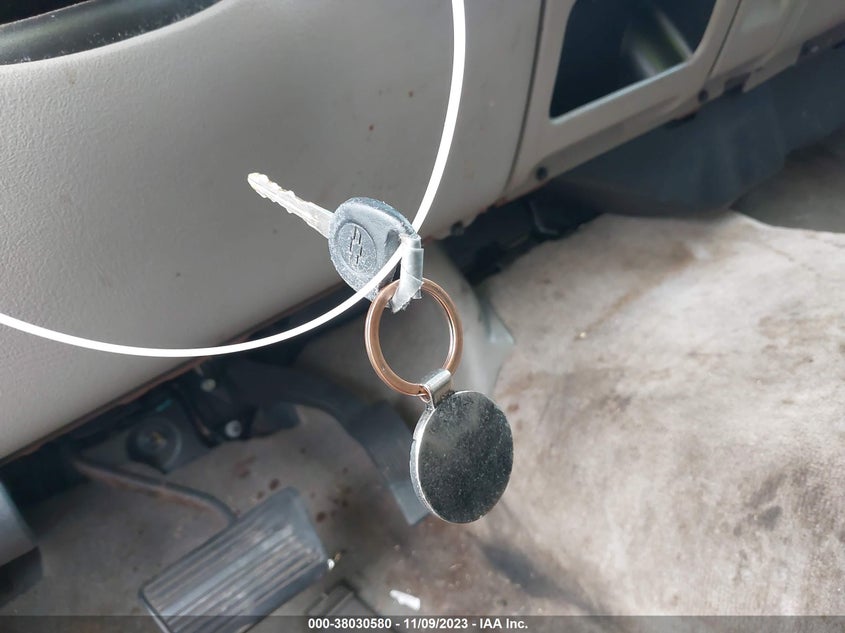 2006 Chevrolet Tahoe Ls VIN: 1GNEC13V96J116687 Lot: 38030580