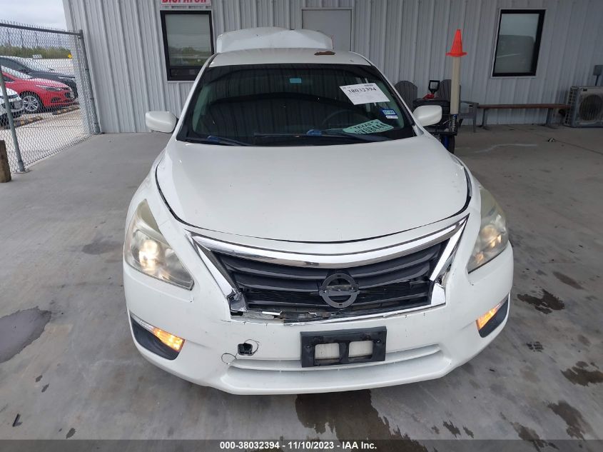 2014 Nissan Altima 2.5 S VIN: 1N4AL3AP4EN348439 Lot: 38032394