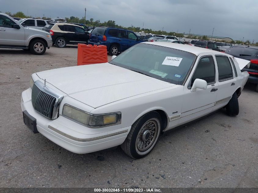 1997 Lincoln Town Car Executive VIN: 1LNLM81WXVY759293 Lot: 38032845