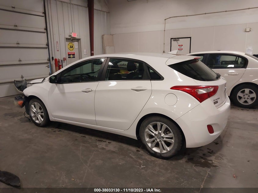 2013 Hyundai Elantra Gt VIN: KMHD35LE0DU038433 Lot: 38033130
