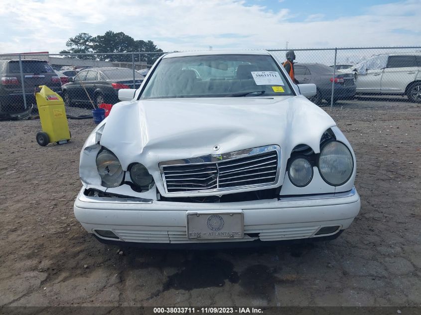 1999 Mercedes-Benz E 430 VIN: WDBJF70H0XA888172 Lot: 38033711