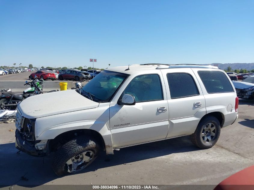 2003 Cadillac Escalade Standard VIN: 1GYEK63N23R208224 Lot: 38034096