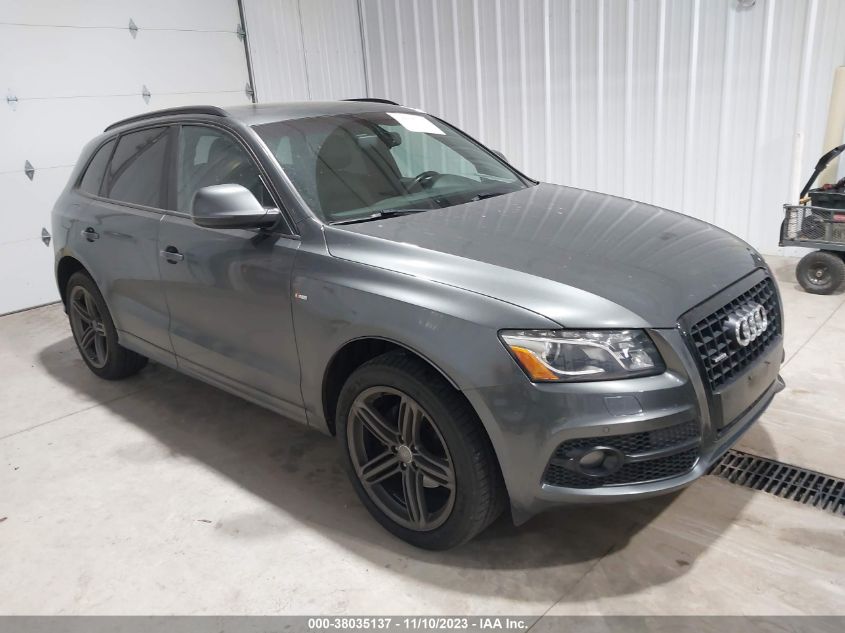 2012 Audi Q5 3.2L Prestige VIN: WA1WKAFP0CA102826 Lot: 38035137