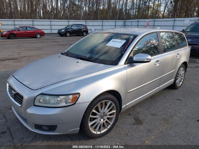 YV1382MW0A2521915 2010 Volvo V50