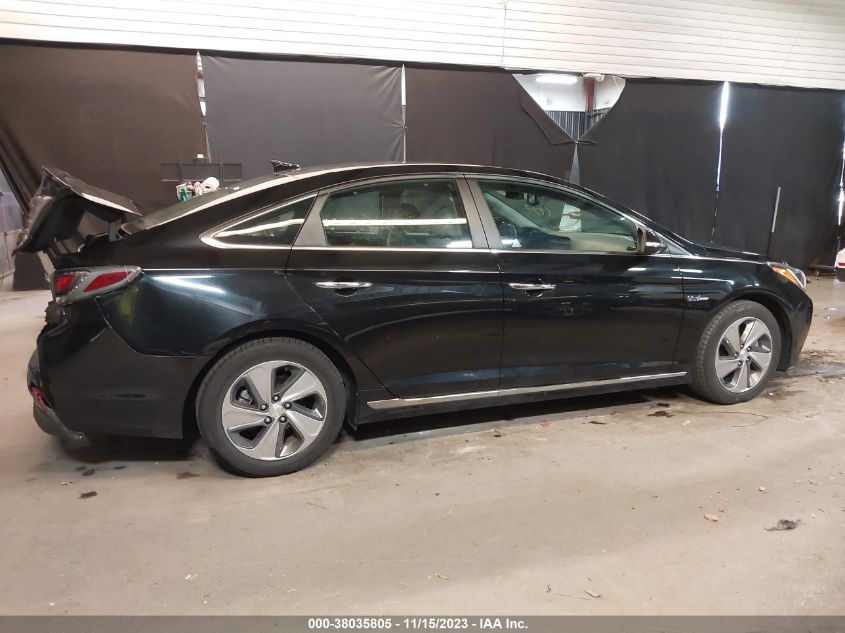 2017 Hyundai Sonata Hybrid Limited VIN: KMHE34L33HA077182 Lot: 38035805