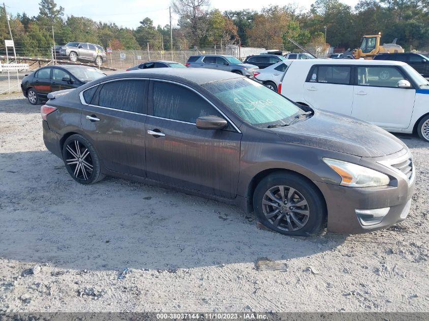 2015 Nissan Altima 2.5 S VIN: 1N4AL3AP0FN922276 Lot: 38037144