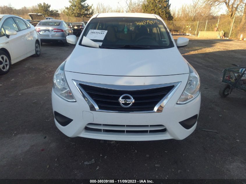 2017 Nissan Versa 1.6 S VIN: 3N1CN7AP1HL888262 Lot: 38039185