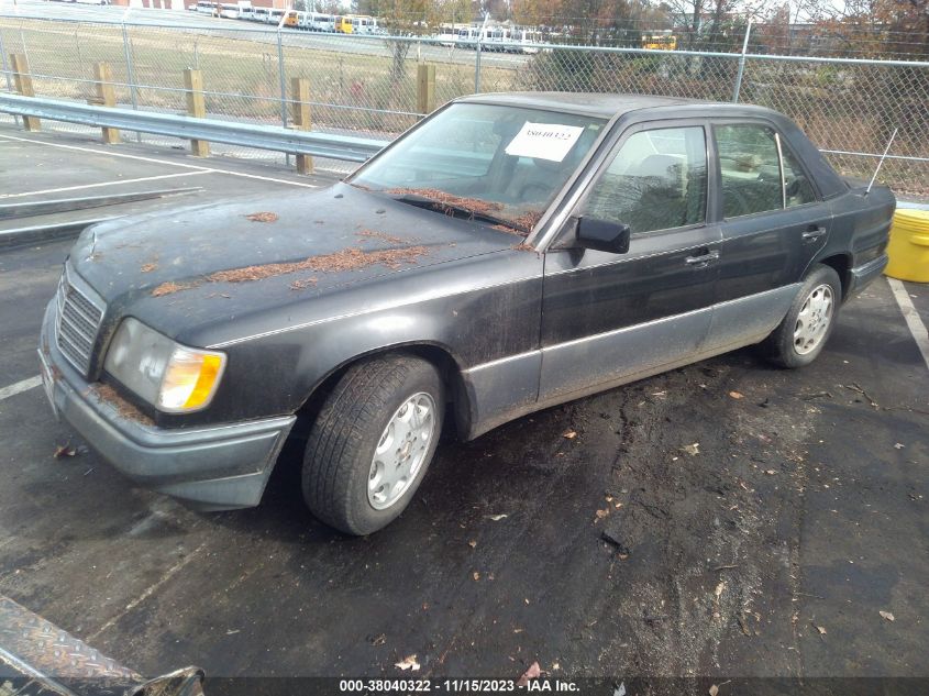 1994 Mercedes-Benz E 320 VIN: WDBEA32E5RC134297 Lot: 38040322