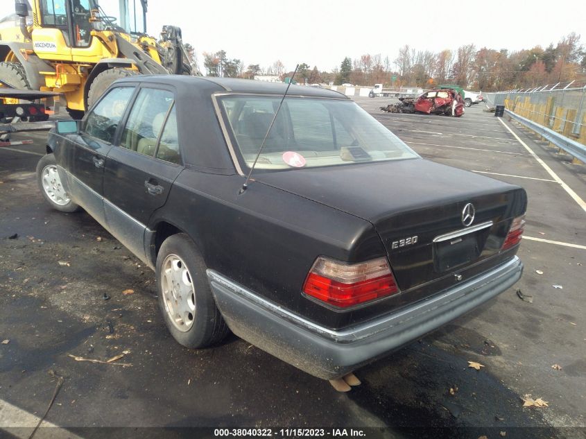 1994 Mercedes-Benz E 320 VIN: WDBEA32E5RC134297 Lot: 38040322