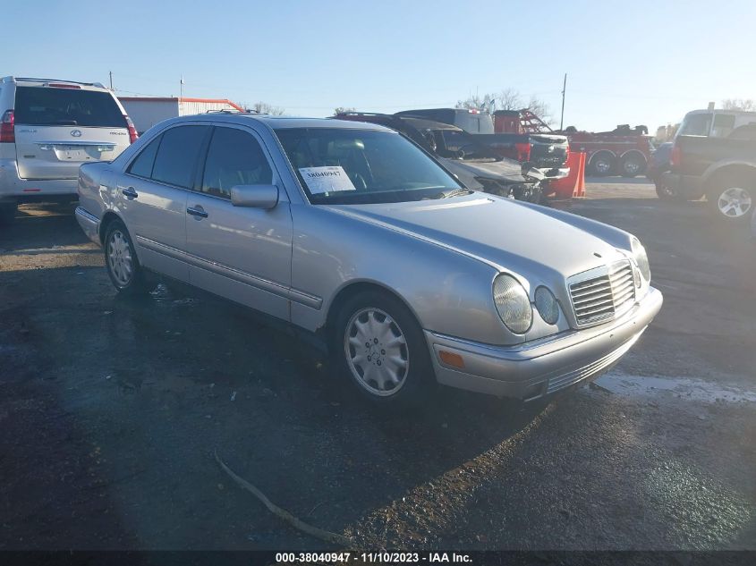 1999 Mercedes-Benz E 300 Diesel VIN: WDBJF25H1XA929629 Lot: 38040947