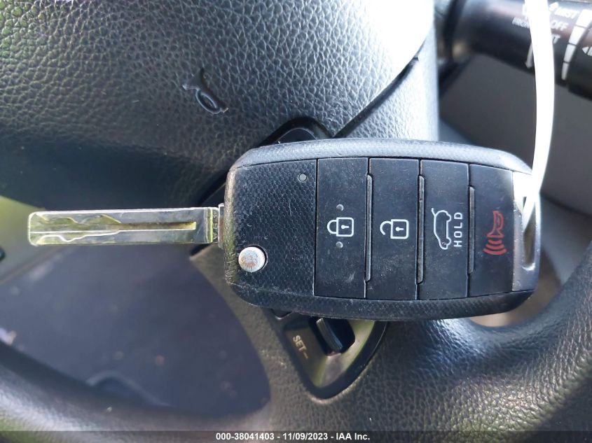 KNDPBCACXF7777286 2015 Kia Sportage Lx