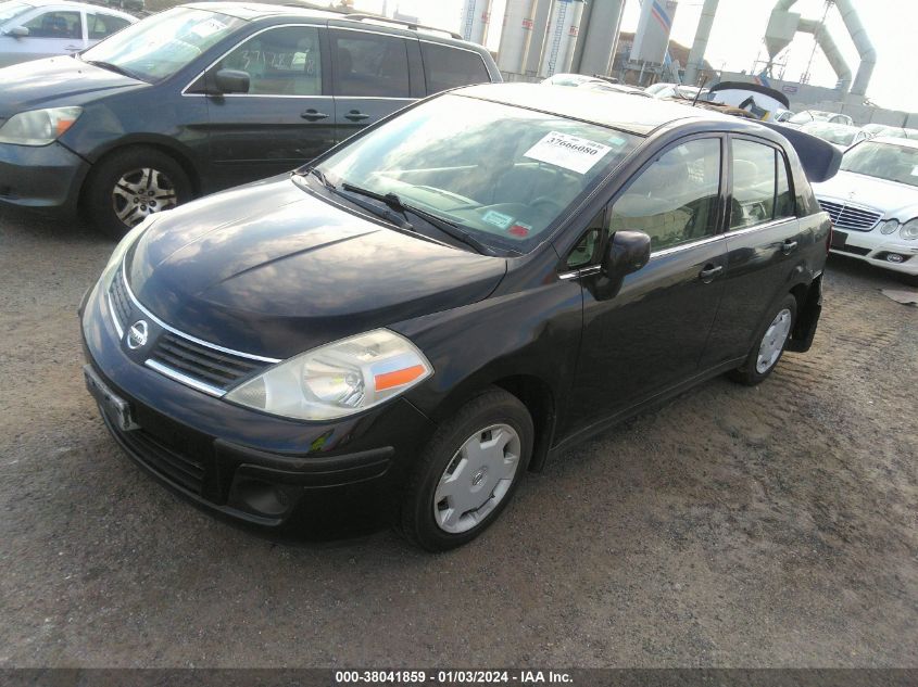 2009 Nissan Versa 1.8 S VIN: 3N1BC11E19L374295 Lot: 38041859