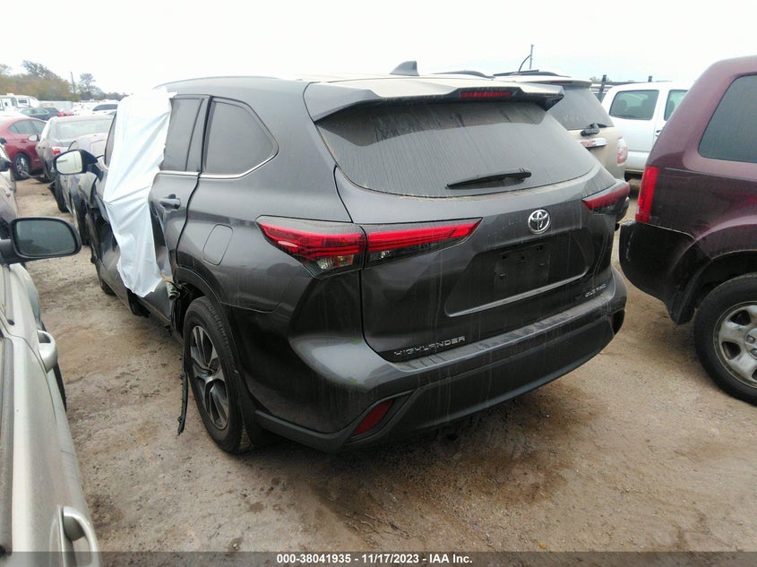 2021 TOYOTA HIGHLANDER XLE VIN: 5TDGZRBH3MS533555