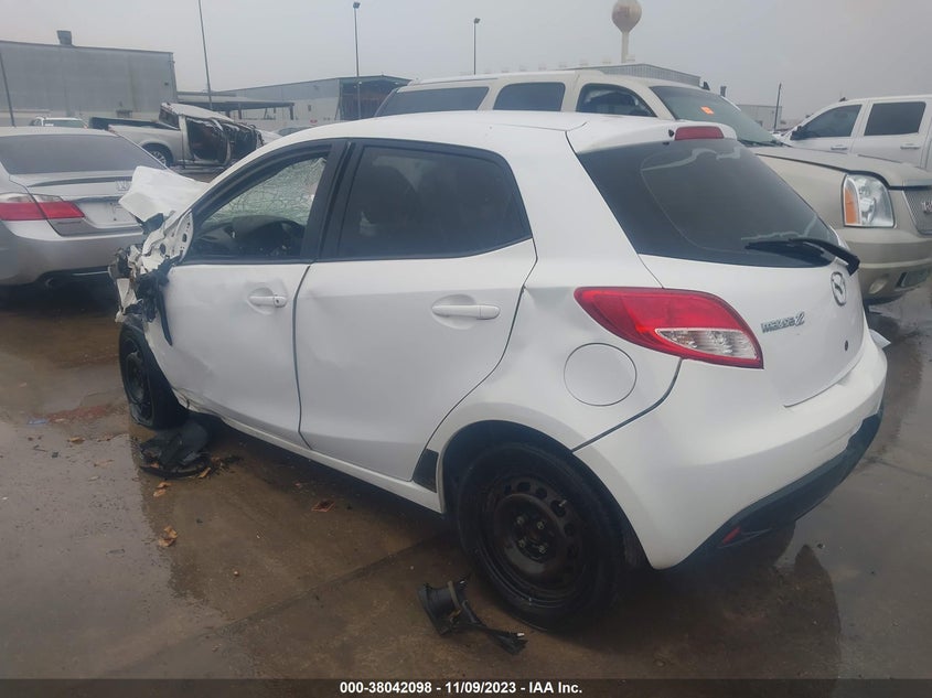 2011 Mazda Mazda2 Sport VIN: JM1DE1HY6B0106586 Lot: 38042098