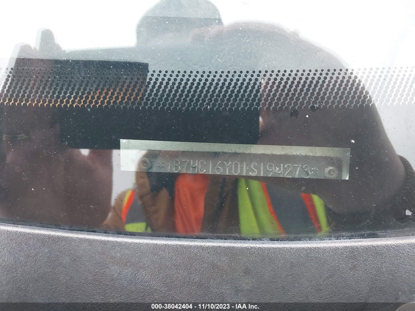 2001 Dodge Ram 1500 St VIN: 1B7HC16Y01S194273 Lot: 38042404