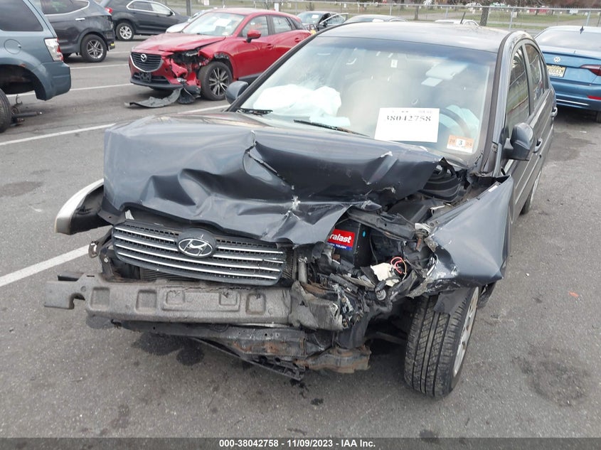 2007 Hyundai Accent Gls VIN: KMHCN46C47U107025 Lot: 38042758