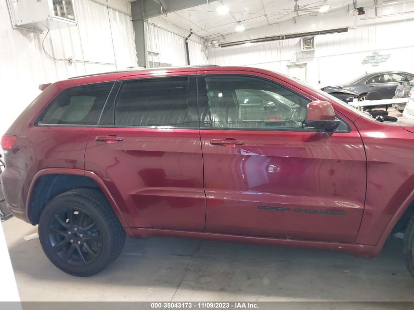 1C4RJFAG3JC135752 2018 Jeep Grand Cherokee Altitude 4X4