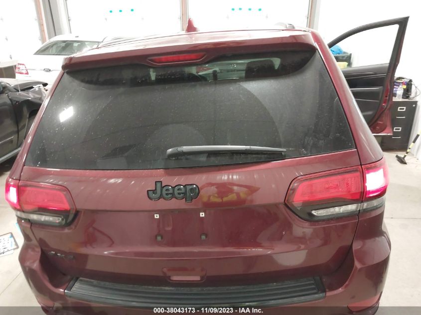 1C4RJFAG3JC135752 2018 Jeep Grand Cherokee Altitude 4X4