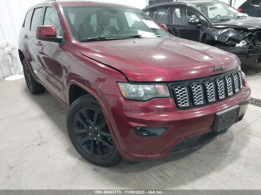 1C4RJFAG3JC135752 2018 Jeep Grand Cherokee Altitude 4X4