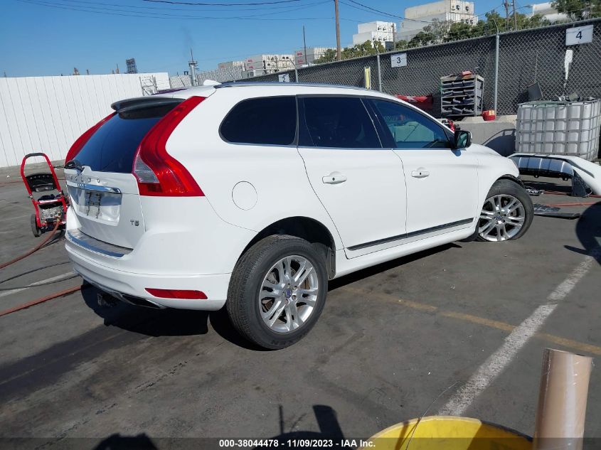 2015 Volvo Xc60 T5 Premier VIN: YV426MDB1F2590472 Lot: 38044478