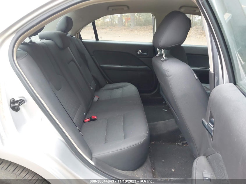 2011 Ford Fusion Se VIN: 3FAHP0HA1BR274652 Lot: 38044843