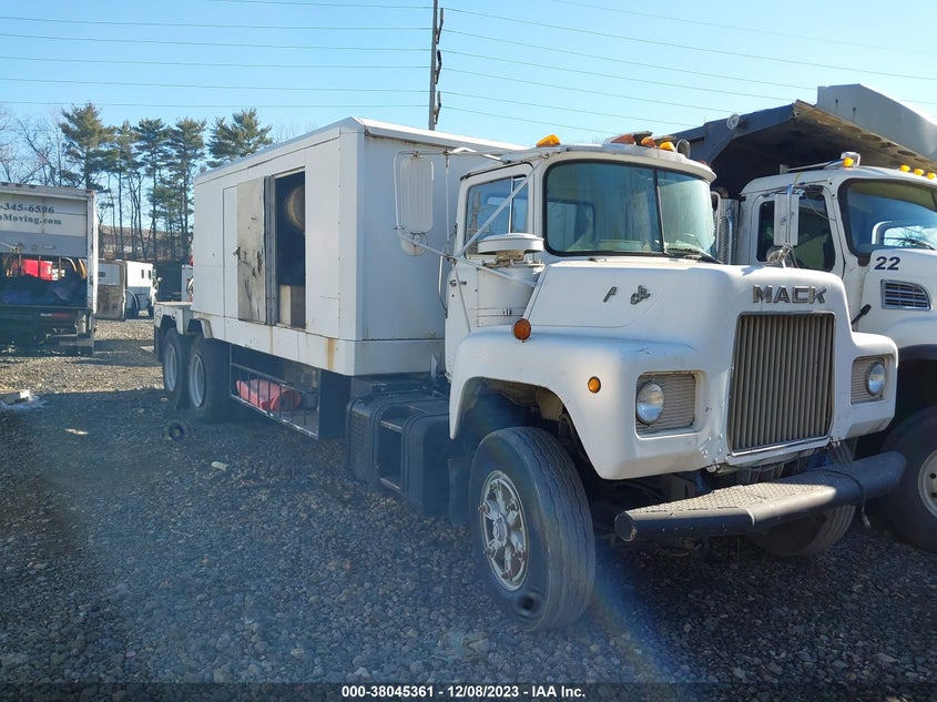U680000005ST19647 1980 Mack U685St auction photo 1